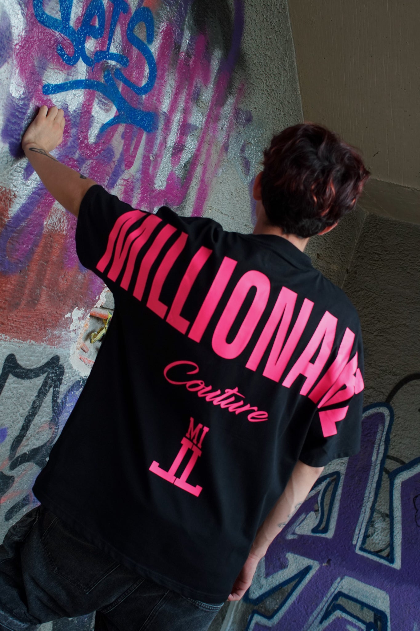 Playera Oversize 2548 270GRMS MILLIONAIRE BORDADA Negro