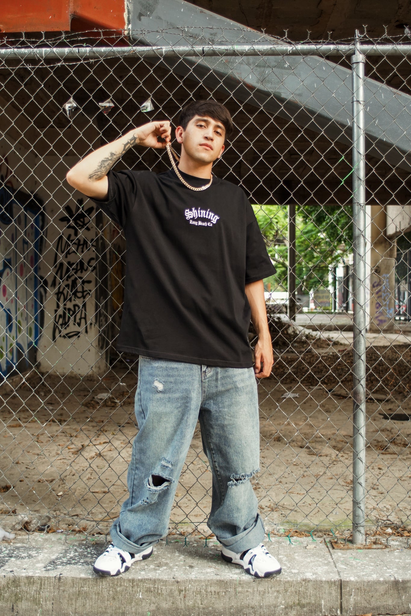 Playera Oversize 2548 270GRMS SHINING Negro