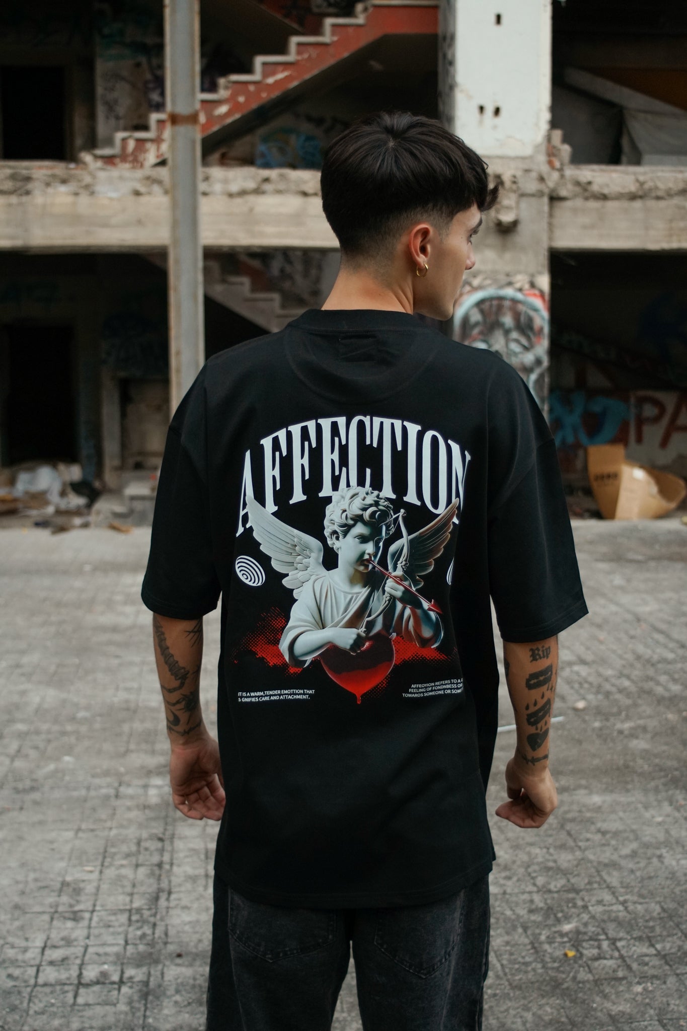 Playera oveersize AFFECTION 240 grms Negro
